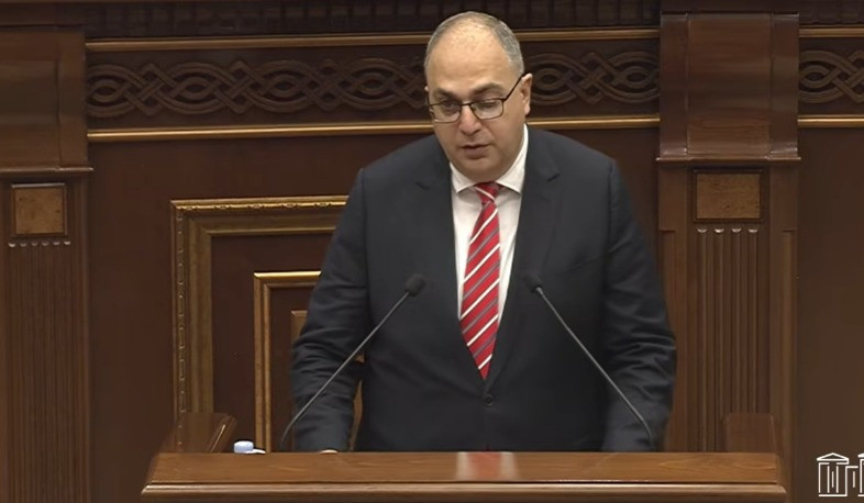 Սահմանադրական դատարանի նորընտիր դատավոր Վլադիմիր Վարդանյանը երդվեց Ազգային ժողովում