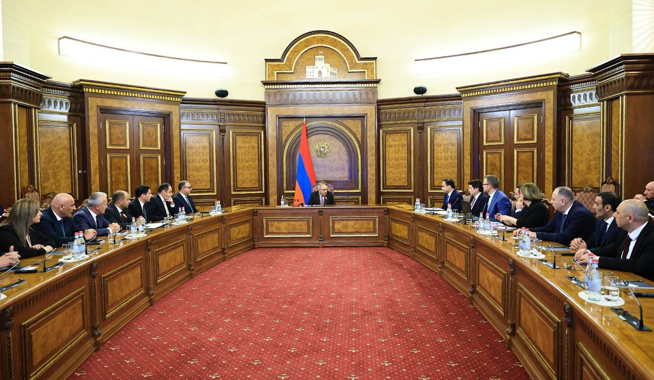 Վարչապետի գլխավորությամբ քննարկվել են համայնքային ծառայությունների մատուցման արդյունավետության բարձրացմանն ուղղված քայլերը