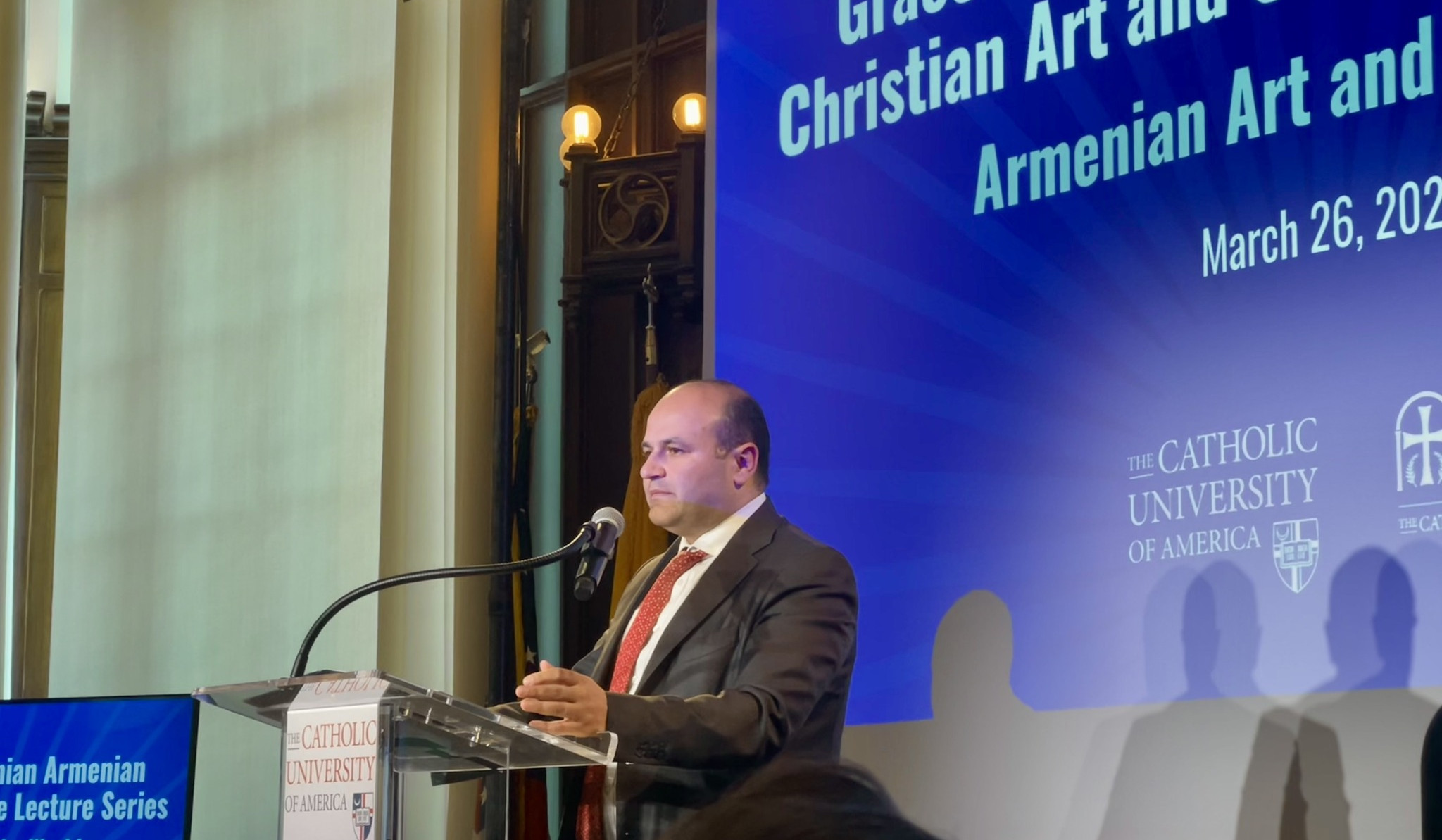 Դեսպան Մկրտչյանը Ամերիկայի կաթոլիկ համալսարանում մասնակցել է «Գրեյս և Փոլ Շահինյաններ. հայկական քրիստոնեական արվեստ և մշակույթ» դասախոսությանը