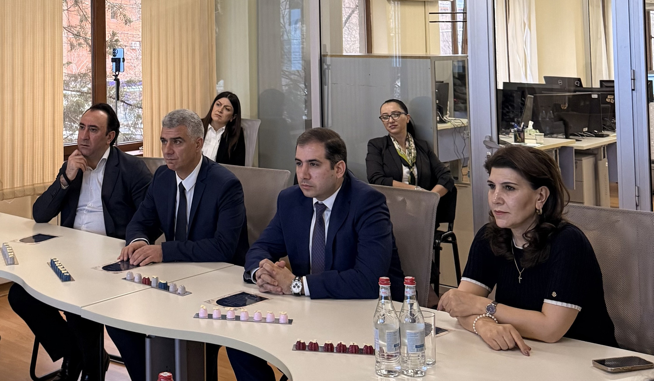 Էդուարդ Հակոբյանը աշխատանքային այցով եղել է Հարկային տեղեկատվության և ռիսկերի վերլուծության վարչությունում