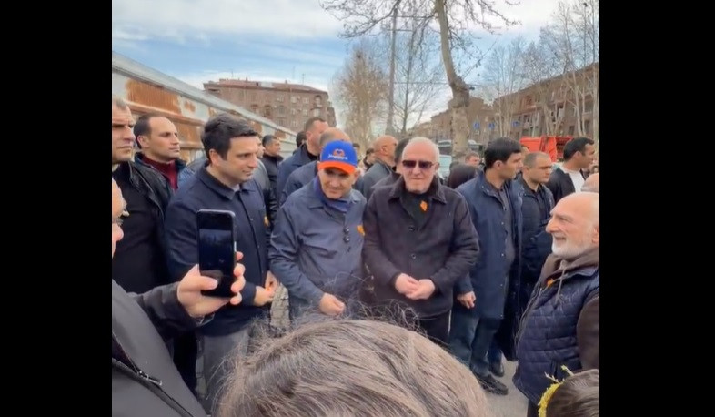 Շարունակվում են հանդիպումները Էրեբունի վարչական շրջանում․ Նիկոլ Փաշինյանը նոր տեսանյութ է հրապարակել