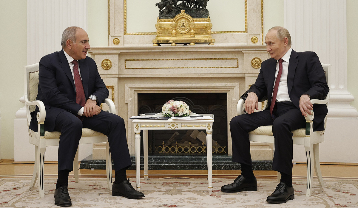 Путин оценил усилия Пашиняна и Алиева по стабилизации отношений двух стран