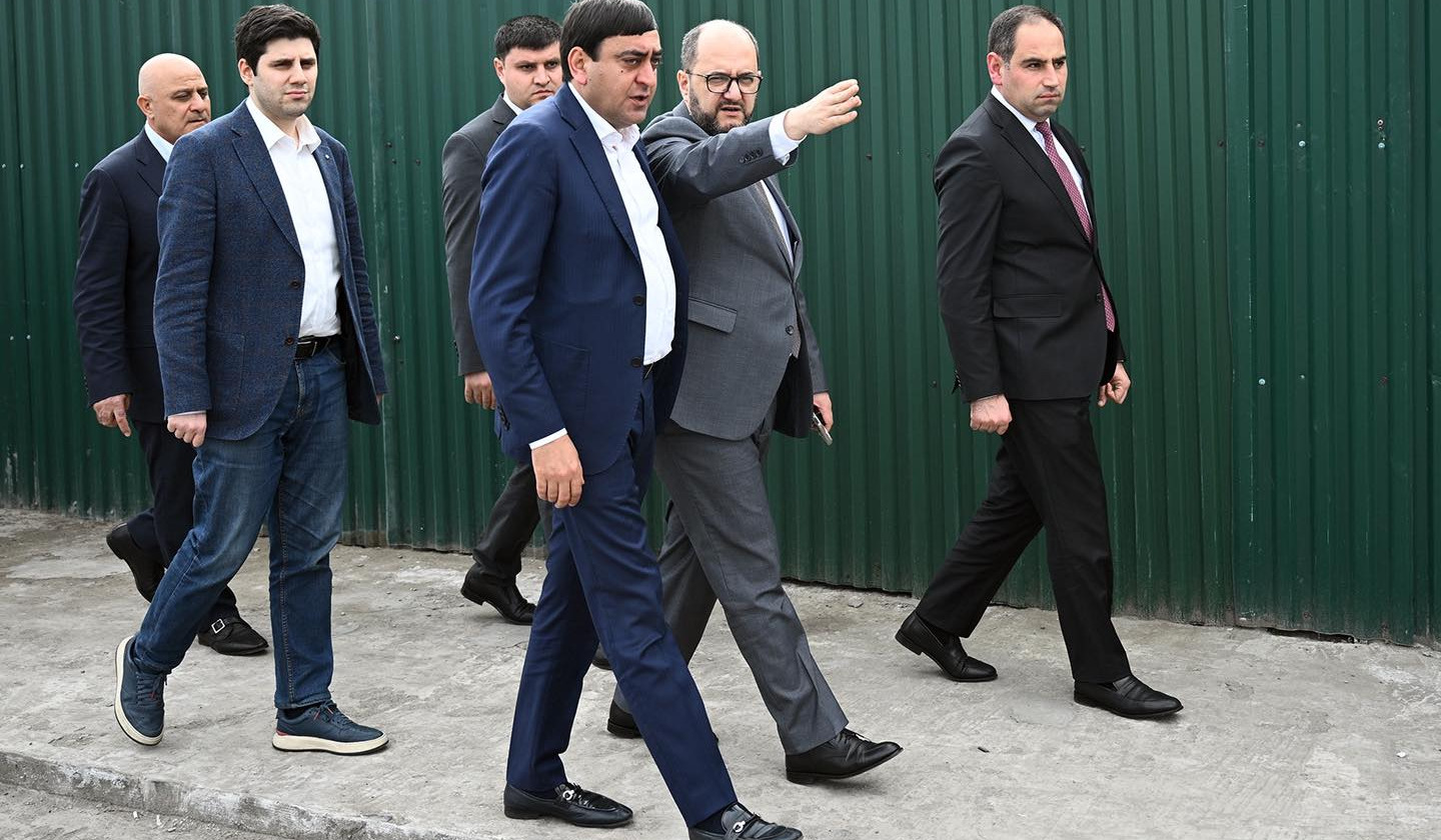 Արայիկ Հարությունյանը ծանոթացել է «Զվարթնոց» օդանավակայանից Երևան տանող ենթակառուցվածքների վիճակին
