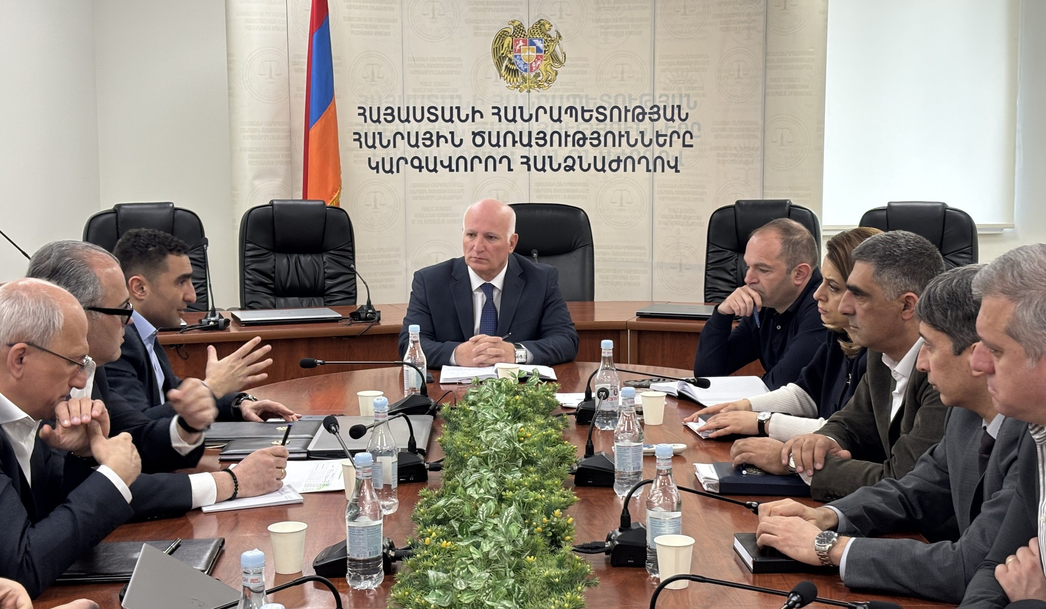 ՀԾԿՀ-ում քննարկվել է էլեկտրաէներգիայի բաշխման ցանցին միացման վճարների նվազեցման հնարավորությունը