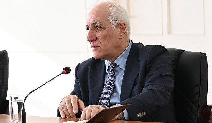 Նախագահը ստորագրել է Ընտրական օրենսգրքում լրացումներ և փոփոխություններ կատարելու, ինչպես նաև մի շարք այլ օրենքներ