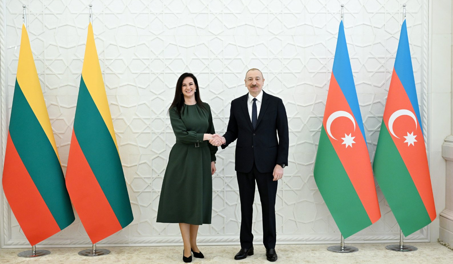 Լիտվան վճռականորեն աջակցում է Հայաստանի և Ադրբեջանի միջև երկարատև խաղաղության հասնելու ջանքերին. Ռուգինիենե