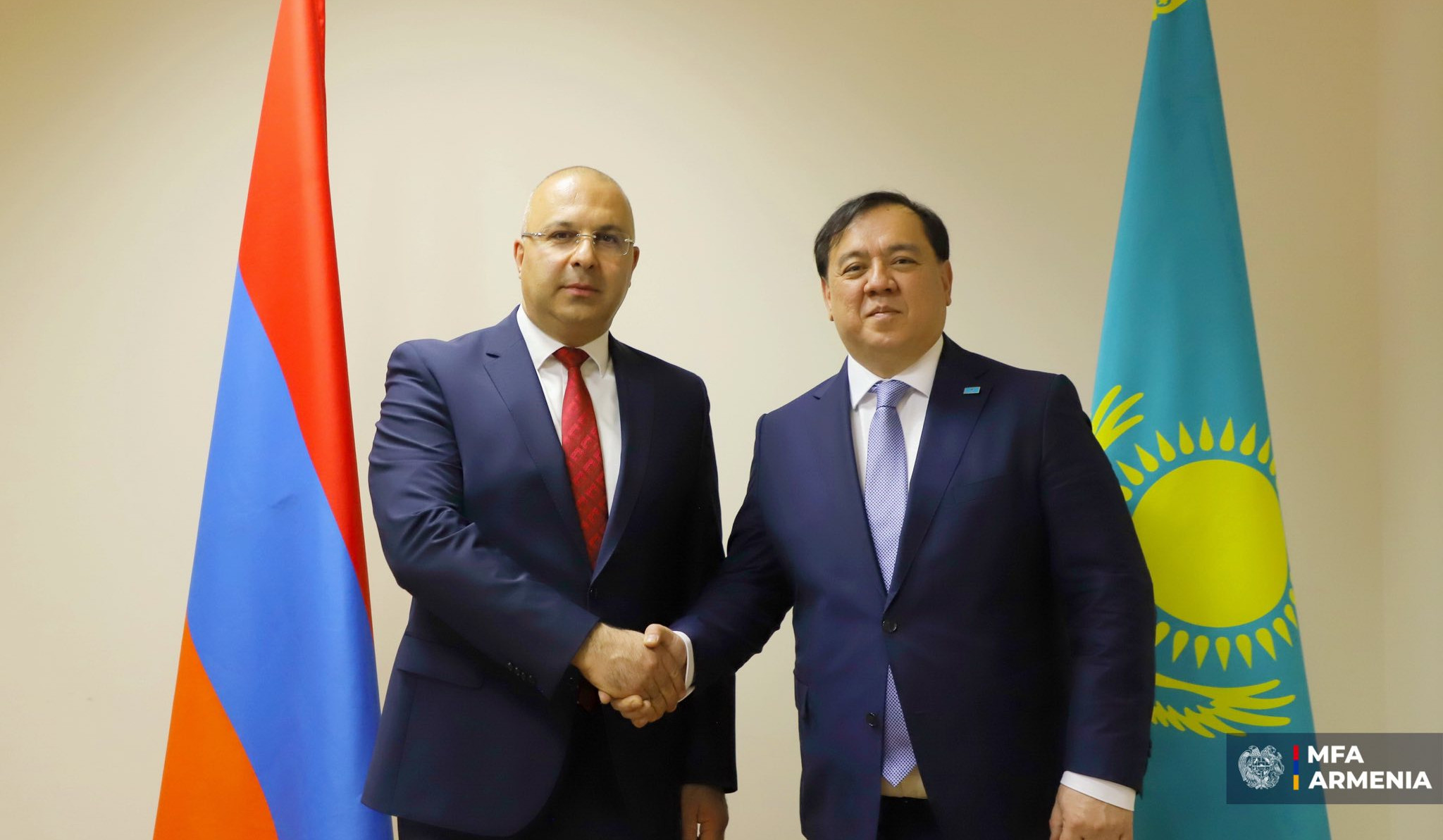 Təhlükəsizlik Şurasının katibi Ermənistandakı Aİ Missiyasının rəhbəri ilə görüşüb