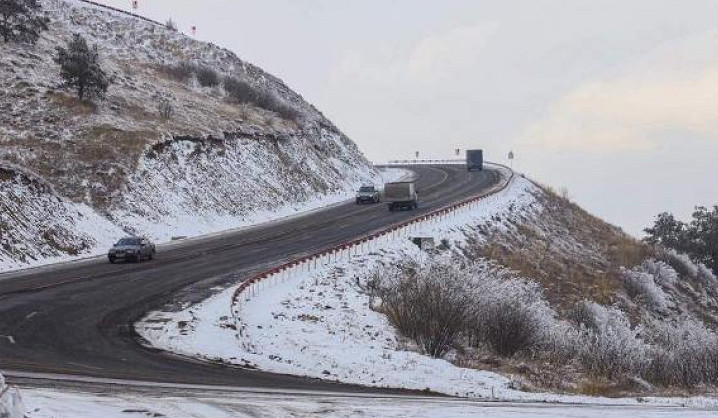 Երթևեկել բացառապես ձմեռային անվադողերով․ ինչ իրավիճակ է ՀՀ ավտոճանապարհներին