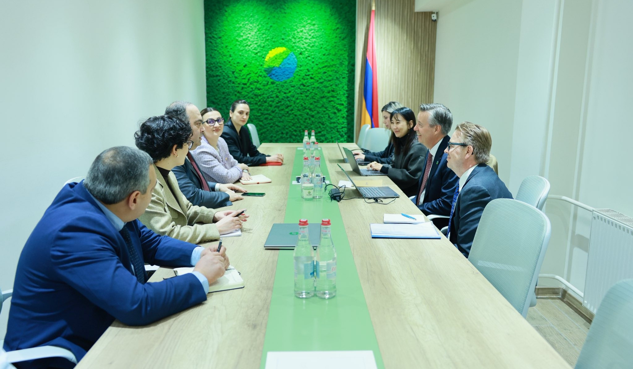 Վահե Դավթյանը և Կանաչ կլիմայի հիմնադրամի ներկայացուցիչները անդրադարձել են կլիմայի փոփոխության ոլորտում իրականացվող նախաձեռնություններին