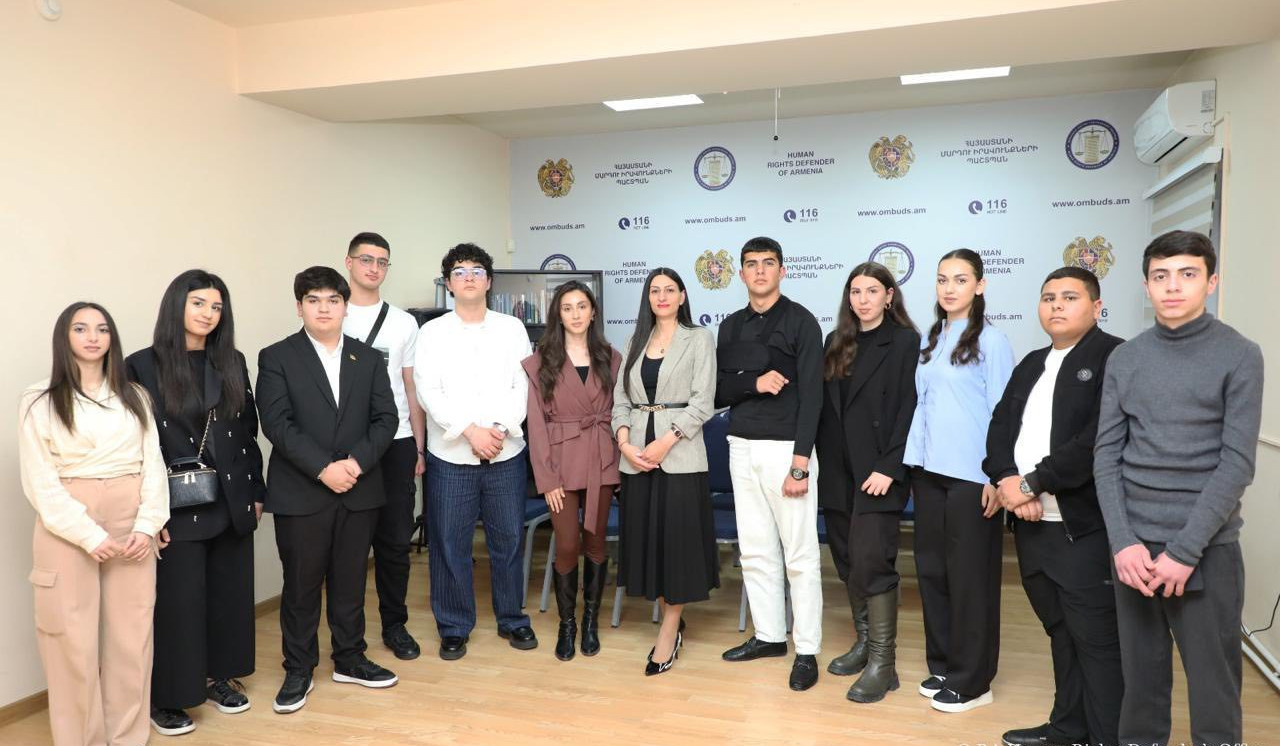 Մարդու իրավունքների պաշտպանը հանդիպել է երիտասարդական կառույցների ներկայացուցիչների հետ
