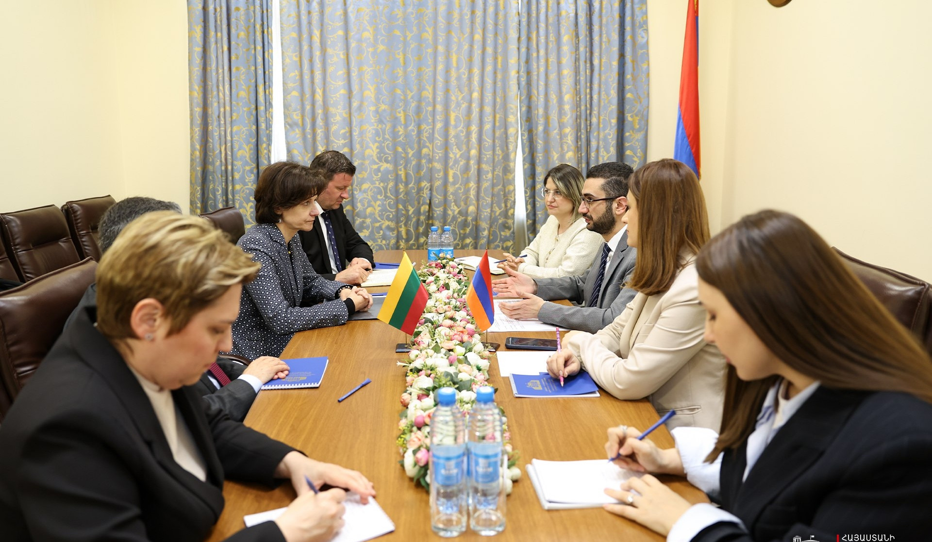 Արմեն Ղազարյանն ու Լիտվայի ԱԳ փոխնախարարը քննարկել են ՀՀ-ԵՄ վիզաների ազատականացման ու ՆԳՆ թվայնացման գործընթացները