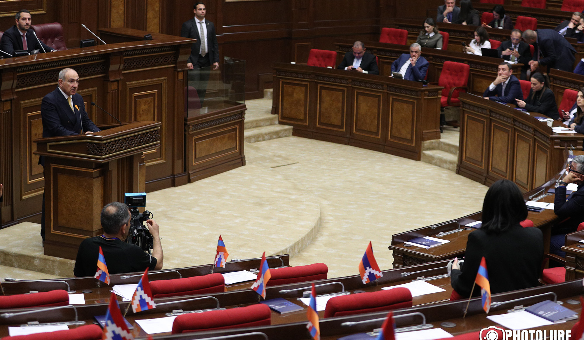 Կամաց-կամաց Ազգային ժողովից իրերը հավաքելու պրոցեսի մեջ են. Փաշինյանը՝ ընդդիմադիր խմբակցությունների մասին