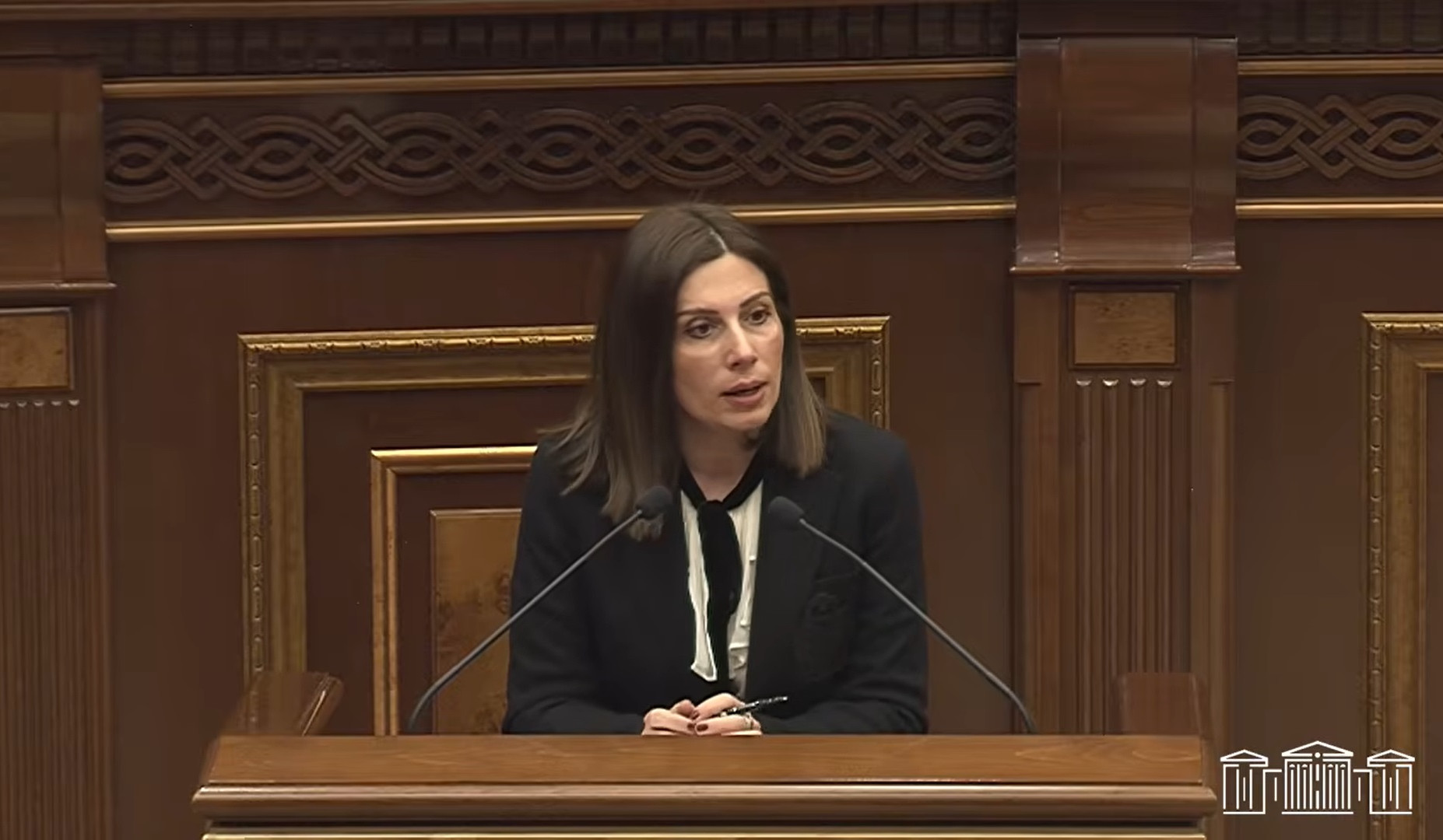 Ավանեսյանը՝ մարտին բուժաշխատողների աշխատավարձի նոր շեմերի մասին