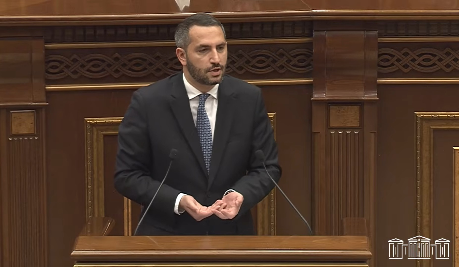 Մենք քաղաքականապես կտրելու ենք սա գրողի ձեռքը. Ռուբինյանը՝ «004» շրջաբերականի մասին