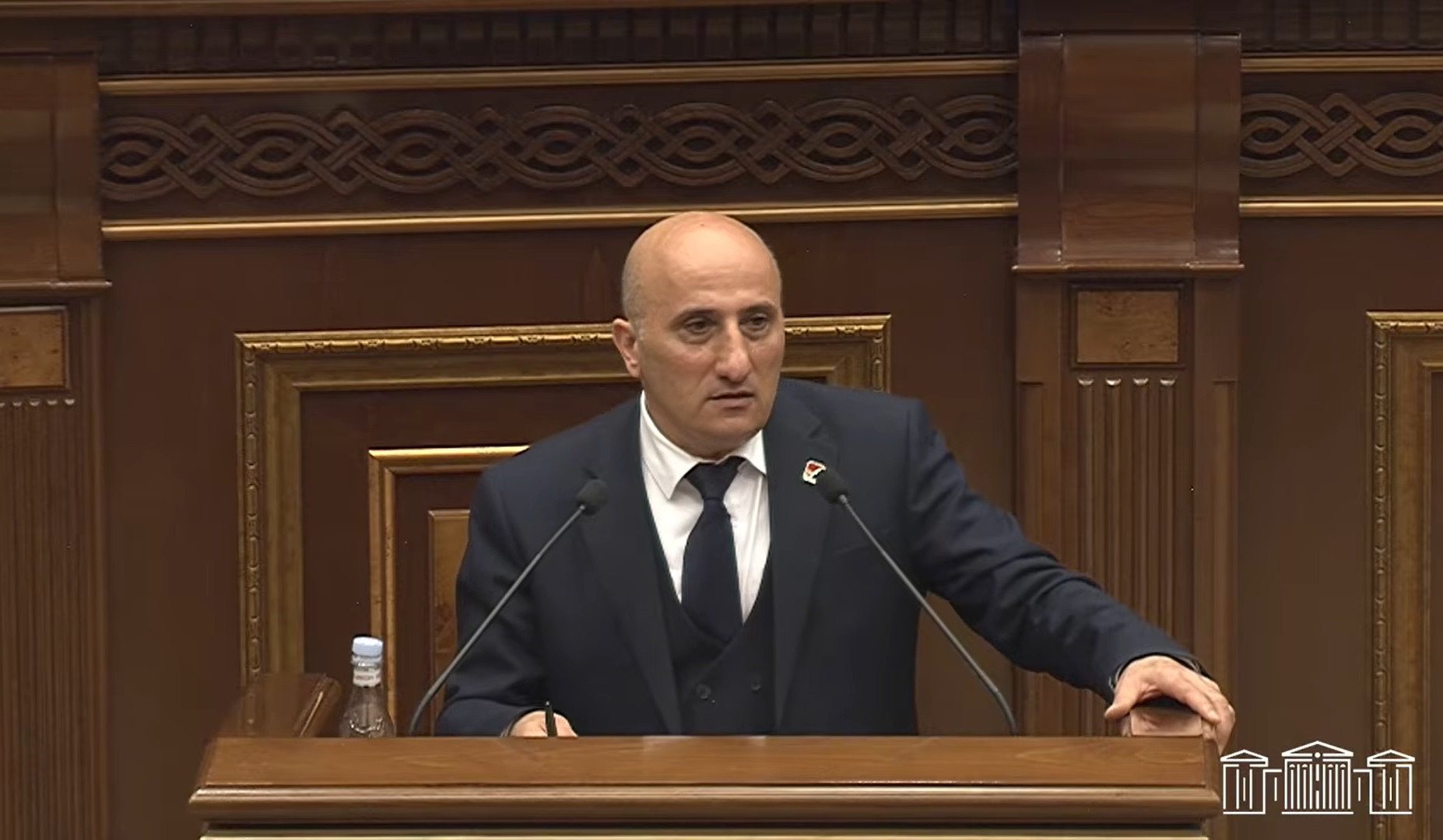 Եթե որևէ տնօրեն ընտրությունների հետ կապված ճնշման է ենթարկում, խնդրում ենք փաստերը ներկայացնել մեզ. ԿԸՀ նախագահ