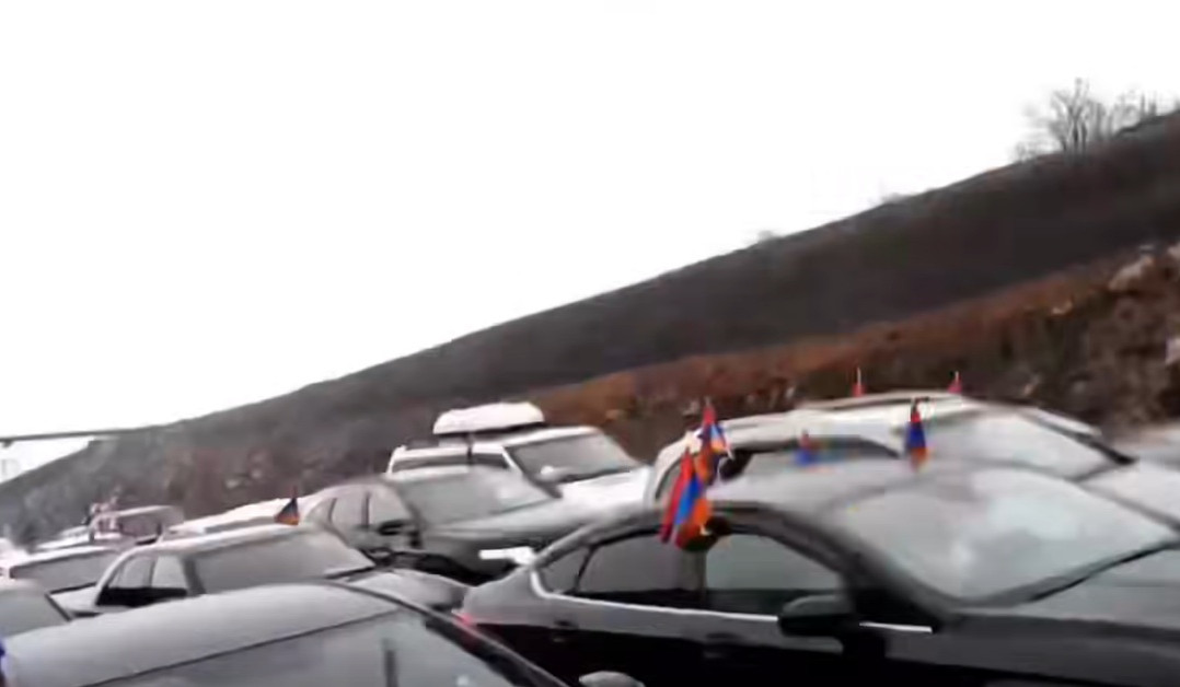 Երևան-Գյումրի ավտոերթին ժամը 9:30-10:00-ի միջակայքում մասնակցել է 1230 մեքենա. ԻՔՄ