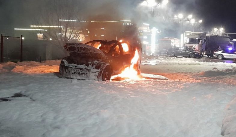 Նոր Գեղիում այրվել է ավտոմեքենա