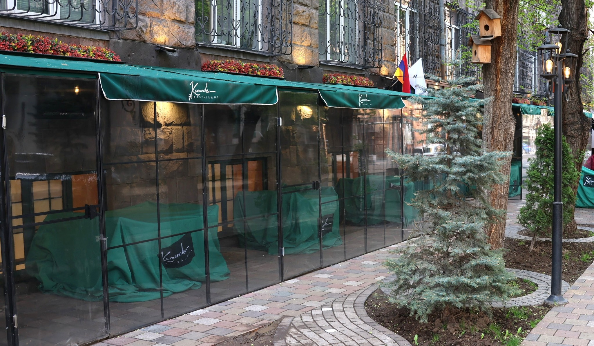 Կասեցվել է Երևանի կենտրոնում գործող «Քամանչա» ռեստորանի կաթսայատան գործունեությունը. ԲԸՏՄ