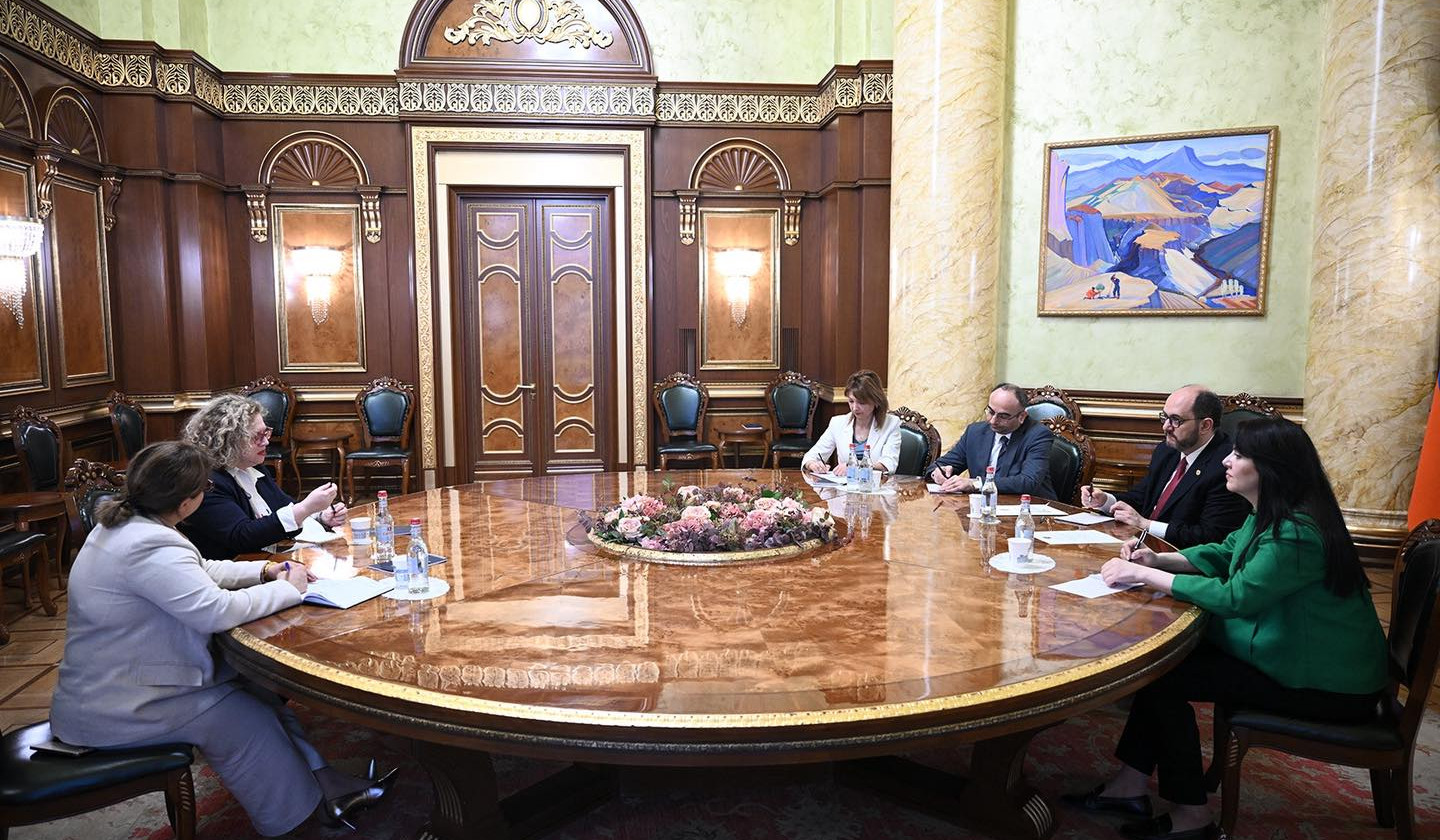 Արայիկ Հարությունյանը և Մեծ Բրիտանիայի դեսպանն անդրադարձել են Հայաստանում իրականացվող բարեփոխումների օրակարգին