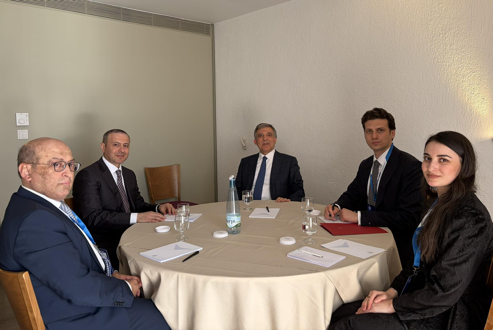 Armen Grigoryan met with 11th President of Turkey, Abdullah Gül