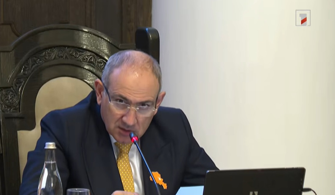 Ուզում եմ խոստովանել՝ ես ուղիղ եթերում մոռացել եմ ՀԴՄ կտրոնը վերցնել. Փաշինյան