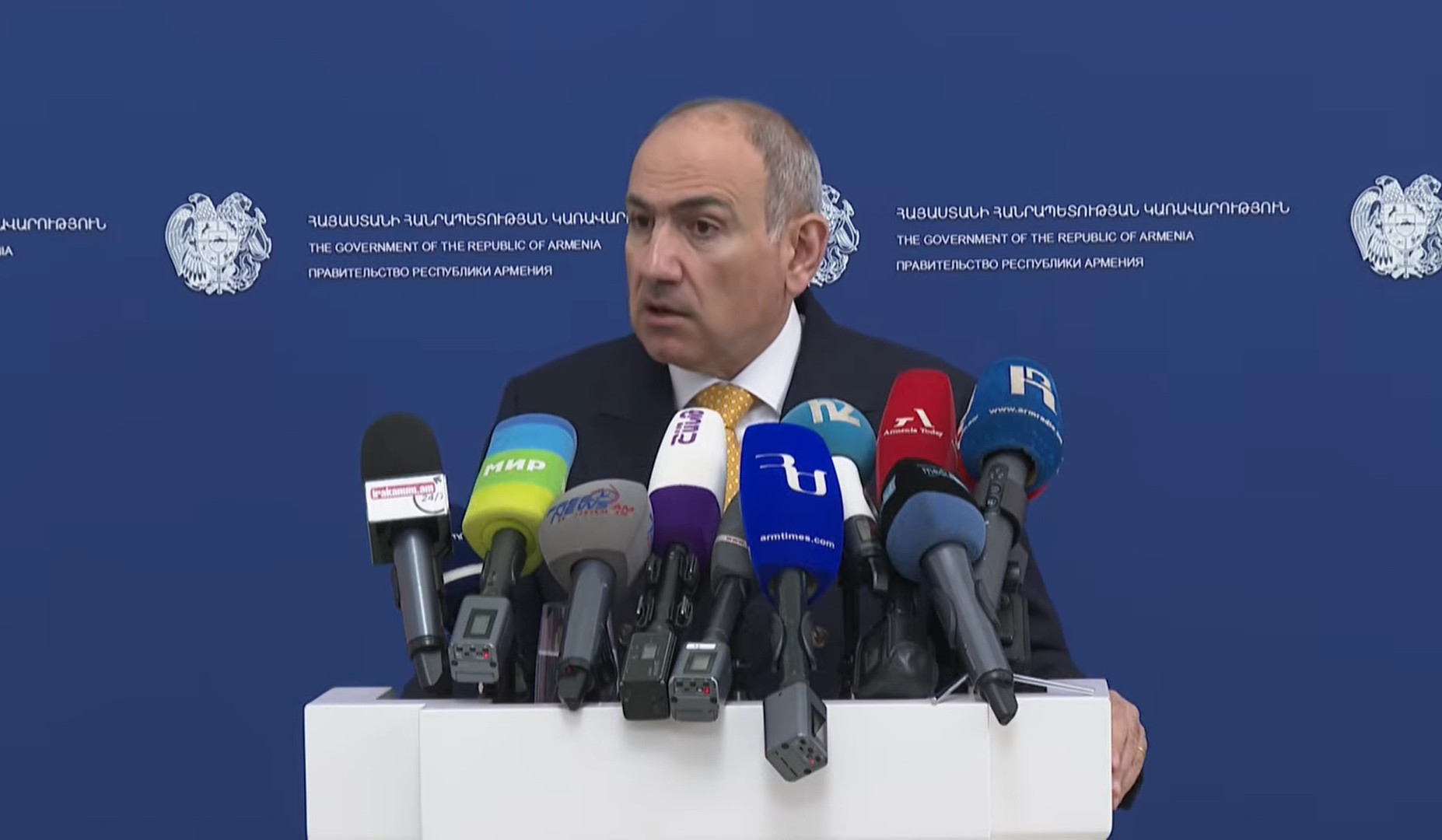 Մենք Երևանով էլ, Գյումրիով էլ շատ լուրջ պիտի զբաղվենք. Փաշինյանը՝ փողոցների վիճակի և խցանումների մասին