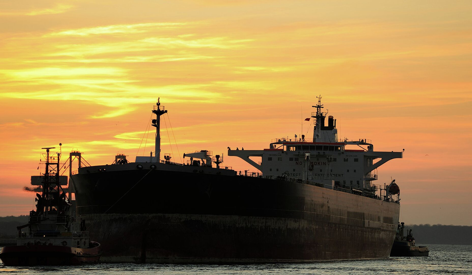 Военные США захватили иранский нефтяной танкер в Индийском океане: Пентагон