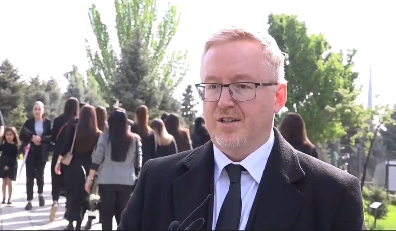 Հայաստանում Կանադայի դեսպանն այցելել է Ծիծեռնակաբերդ