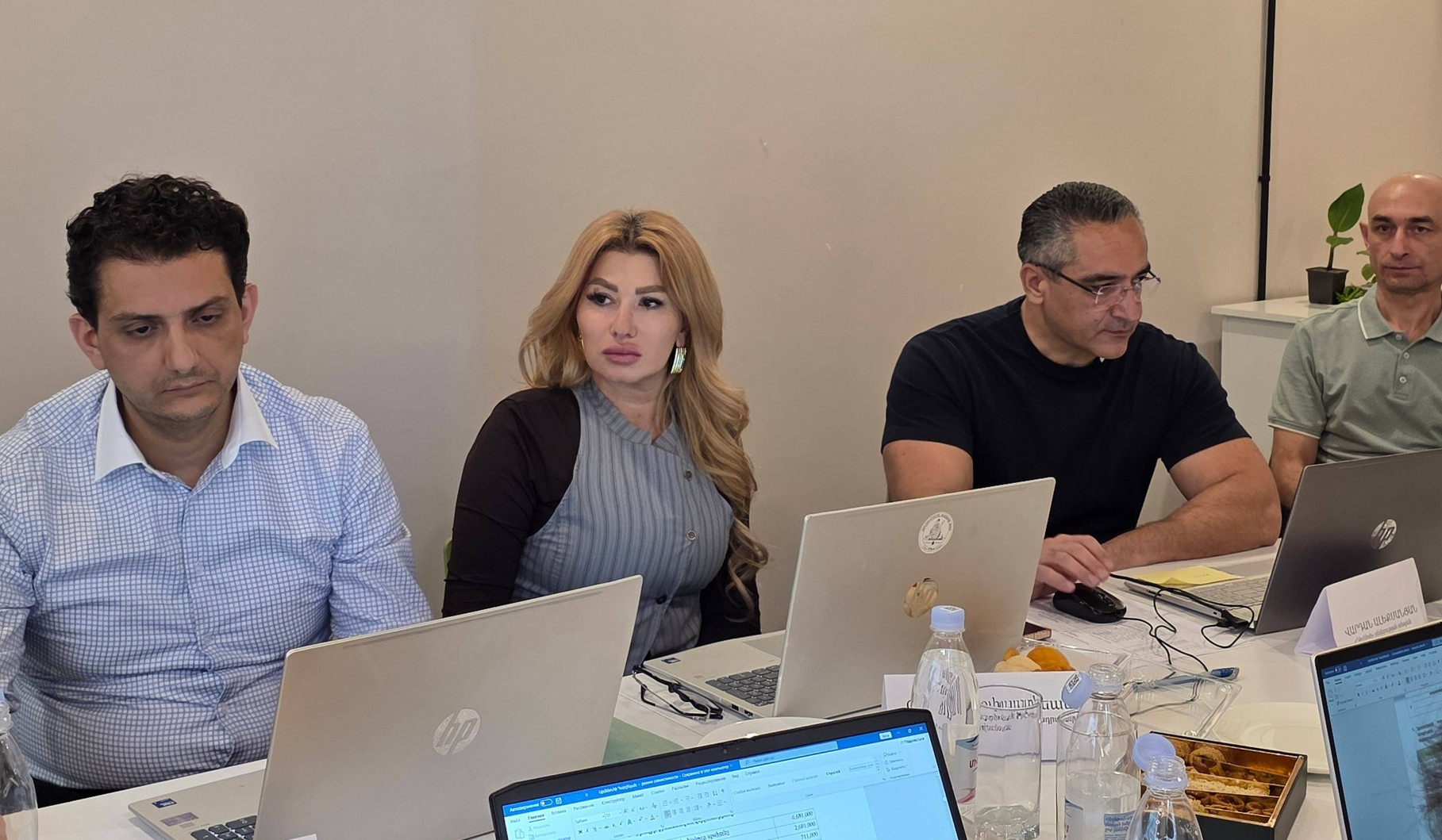 Շարունակվում է «Հաջողակից՝ սկսնակին» փոքր բիզնեսի աջակցման ծրագրի «Միմյանցից ոգեշնչված» նախագծի մասնակիցների գործարար ծրագրերի ներկայացման փուլը