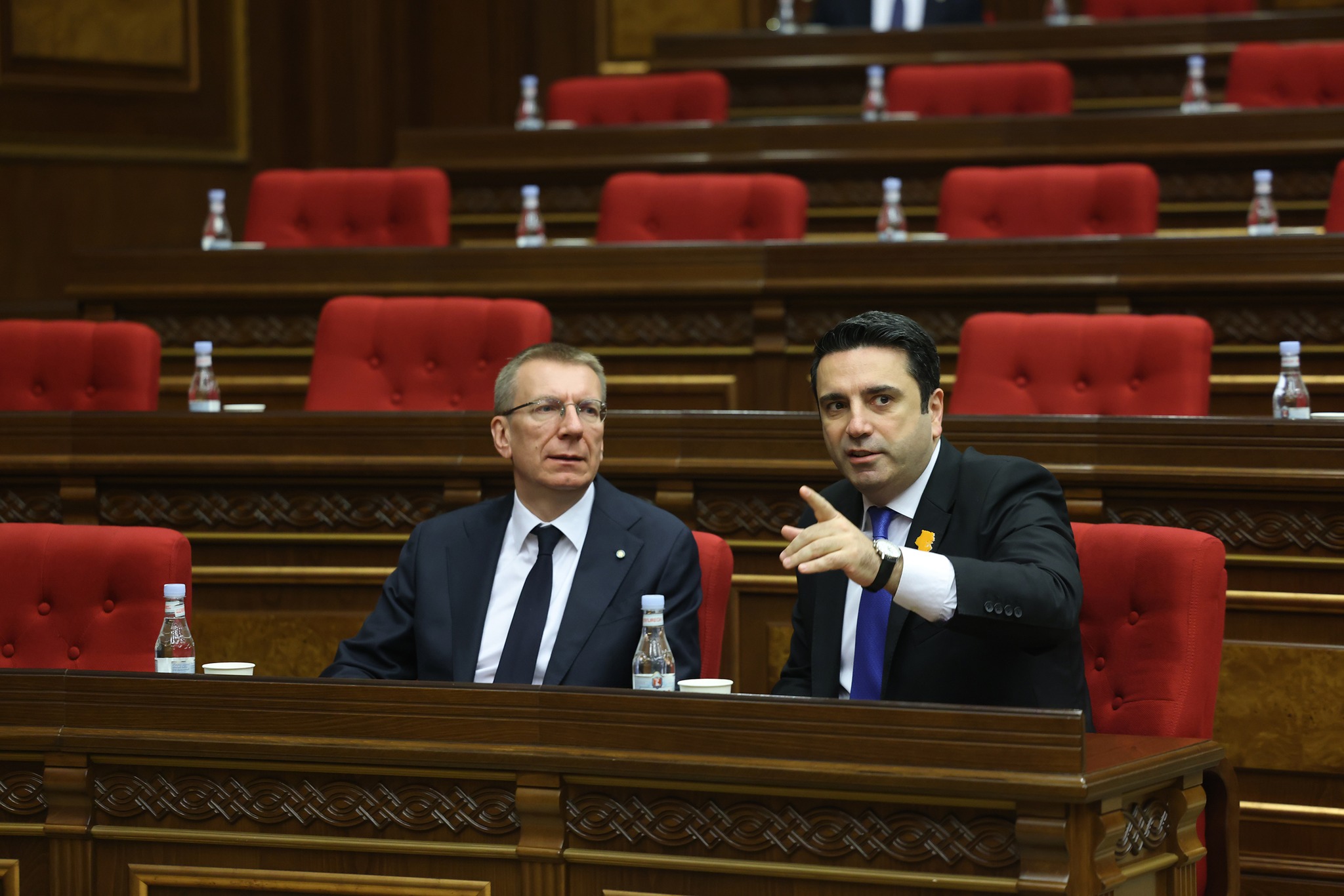 Latvia’s President follows Armenian Parliament sitting in Yerevan