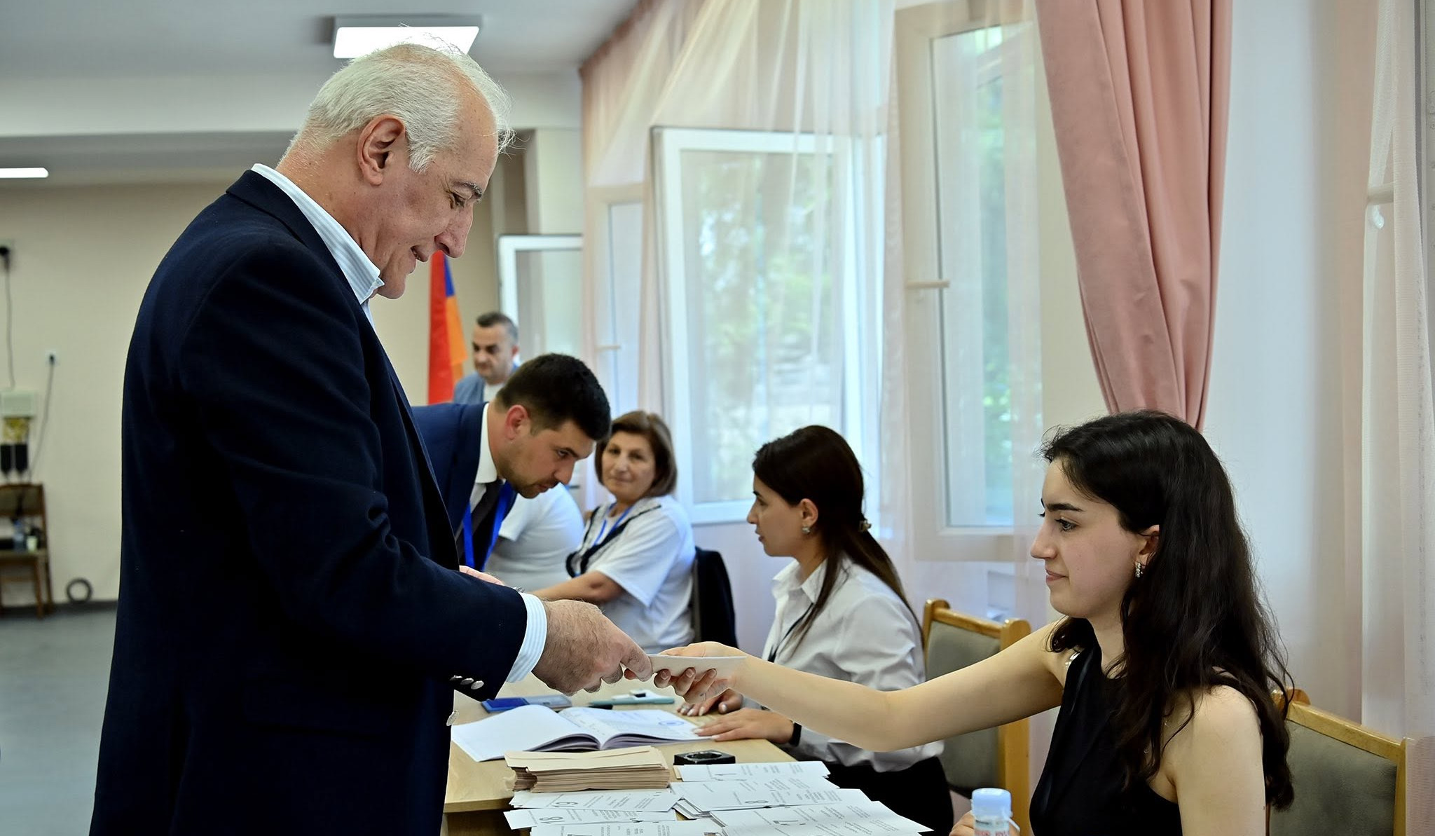 Քվեարկել եմ հանուն խաղաղ, զարգացող, ամուր ու կայուն ապագա ունեցող Հայաստանի Հանրապետության. նախագահ