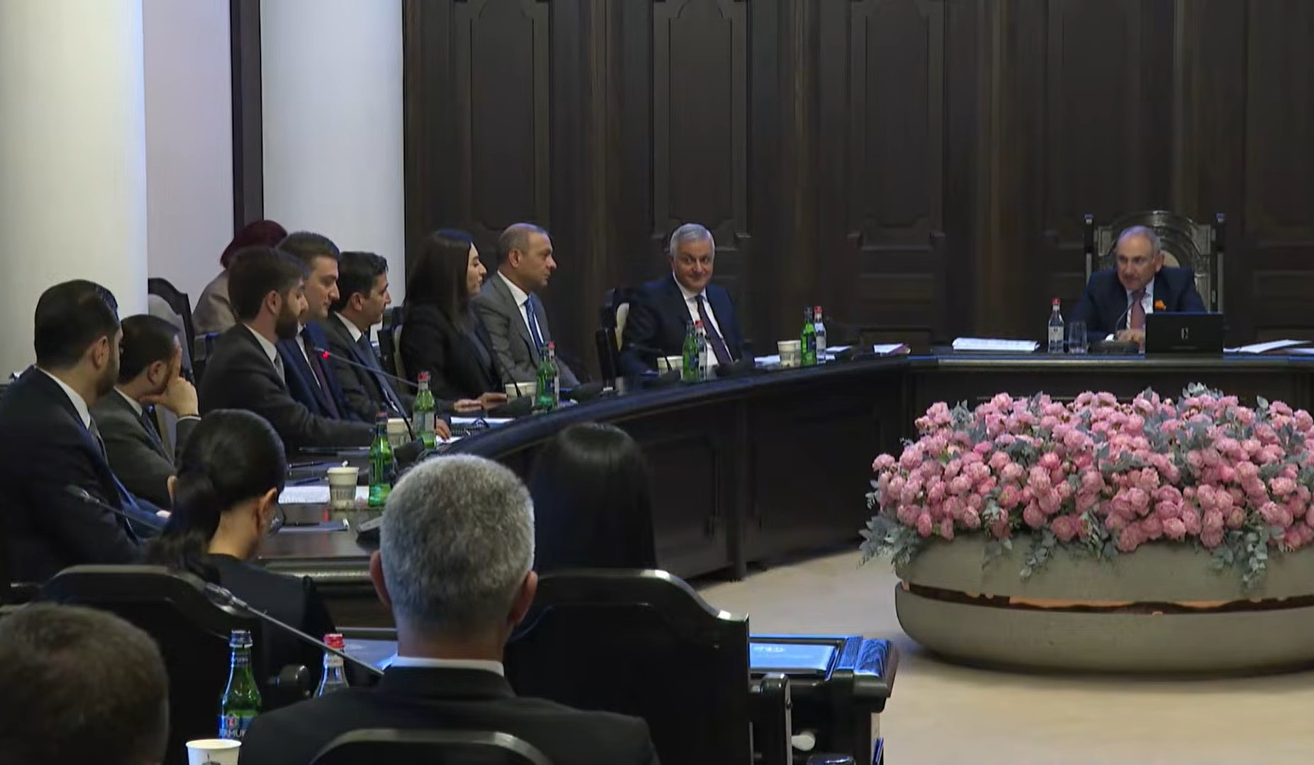 Հունիսի ընթացքում ծիրան, սալոր, կեռաս, հանքային ջուր, գինի և բրենդի արտահանող տնտեսվարողները փոխհատուցում կստանան