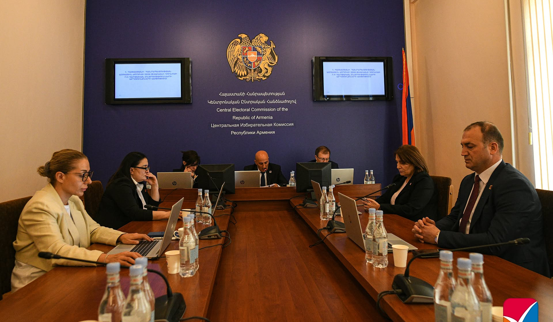 «Քաղաքացիական պայմանագիրը» կստանա 64 մանդատ, «Ուժեղ Հայաստանը»` 29, «Հայաստան» դաշինքը՝ 12