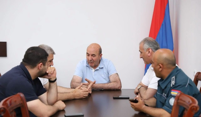 Շիրակի մարզպետի հանձնարարությամբ սկսել են Գյումրիում տեղացած ուժեղ կարկուտի հետևանքով գույքային վնասների գնահատման աշխատանքները