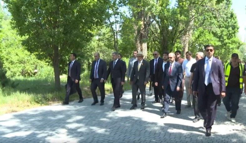 Բուսաբանական այգում «Կյանքի պուրակ»-ի կառուցման աշխատանքները շարունակվում են. վարչապետ
