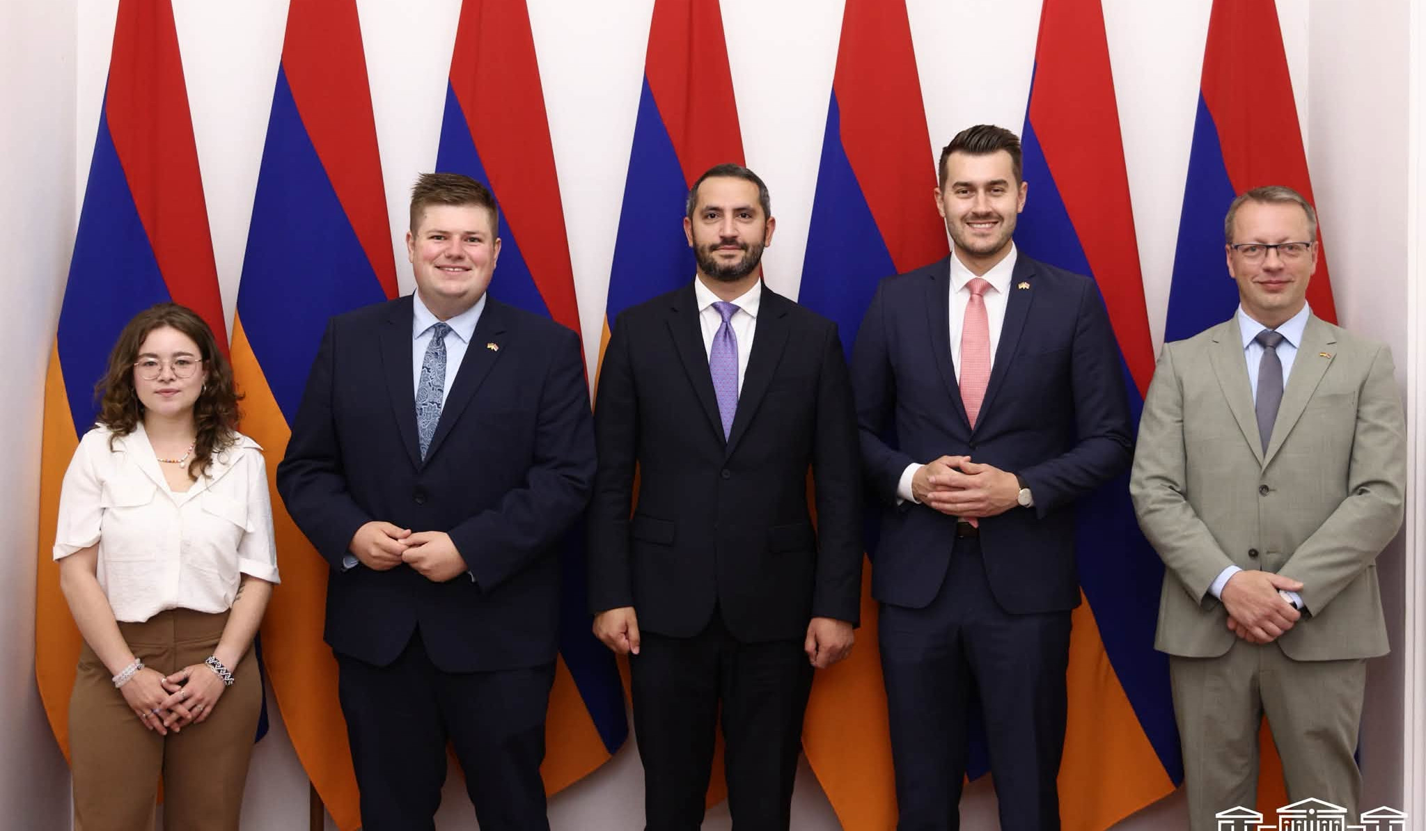 ԱԺ փոխնախագահը գերմանացի պատգամավորների հետ քննարկել է Հայաստան-ԵՄ հարաբերություններն ու ներքաղաքական զարգացումները