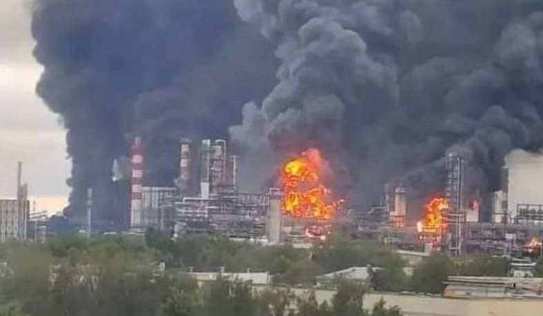 Ukraine strikes Russia's last major oil refinery