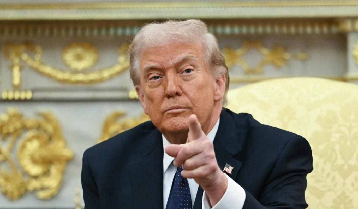 Trump threatens to strike Iran's nuclear site as Tehran warns of war expansion