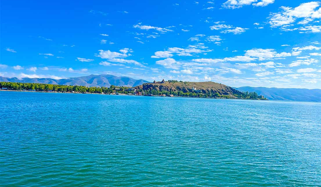 Դադարեցվել է Սևանա լճի 3000 քմ մակերեսով հողամասի կառուցապատման իրավունքի պետական գրանցումը. դատախազություն