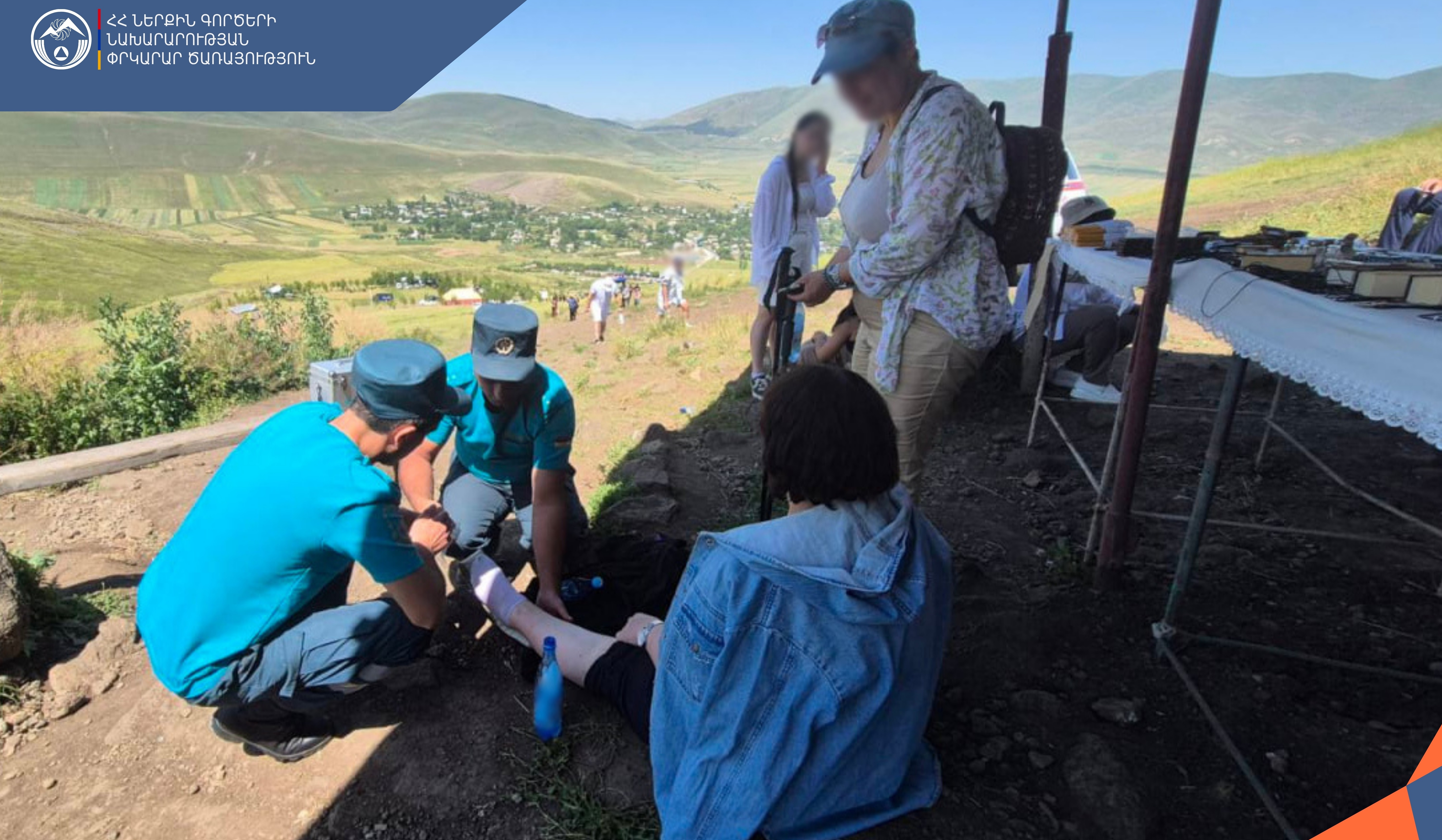 Փրկարարները Սուրբ Հովհաննես մատուռի մոտակայքում ոտքը վնասած քաղաքացիներին օգնություն են ցուցաբերել