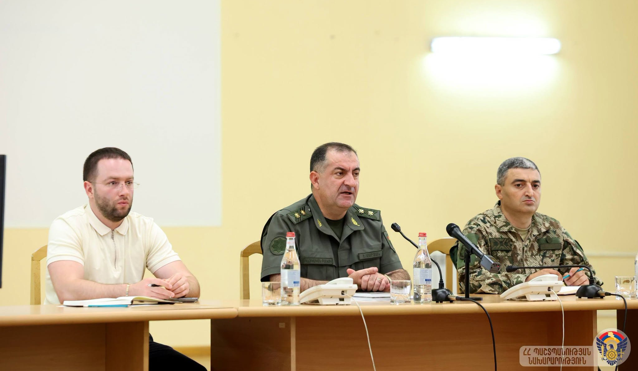 Էդվարդ Ասրյանը բանակային զորամիավորումում քննարկել է բարոյահոգեբանական առողջ մթնոլորտի պահպանմանը, ծառայողական հարաբերությունների ամրապնդմանը վերաբերող հարցեր