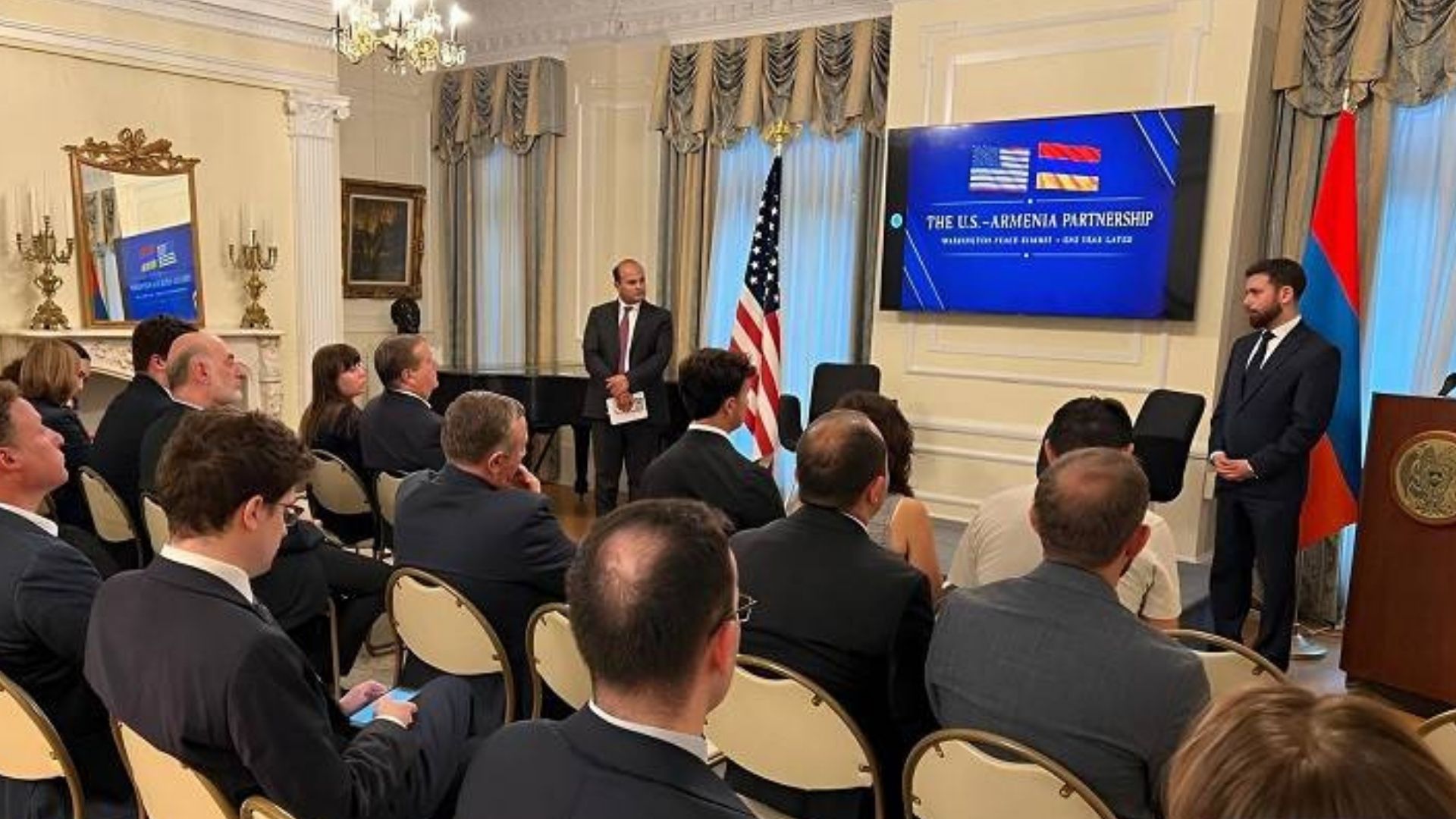 Վահան Կոստանյանը Վաշինգտոնում հանդիպել է ԱՄՆ առաջատար ուղեղային կենտրոնների ներկայացուցիչների հետ
