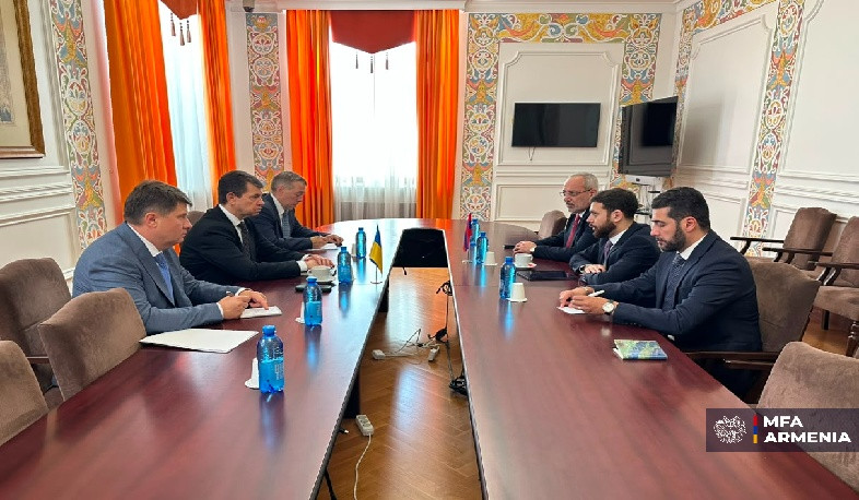 Հայաստանի և Ուկրաինայի ԱԳ նախարարի տեղակալները քննարկել են Հայաստան-Ուկրաինա երկկողմ համագործակցության օրակարգին առնչվող հարցեր