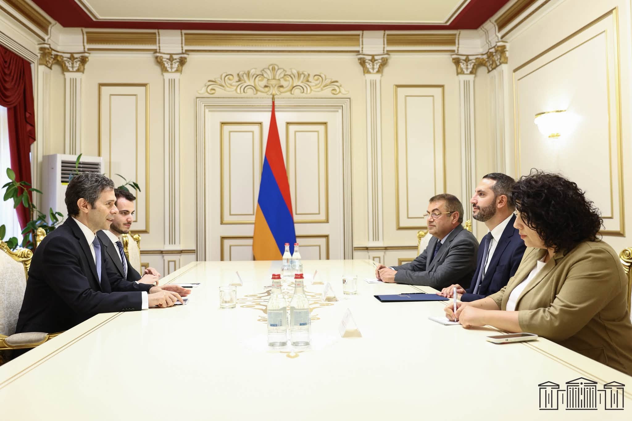 Ruben Rubinyan Receives Ambassador of Greece to Armenia