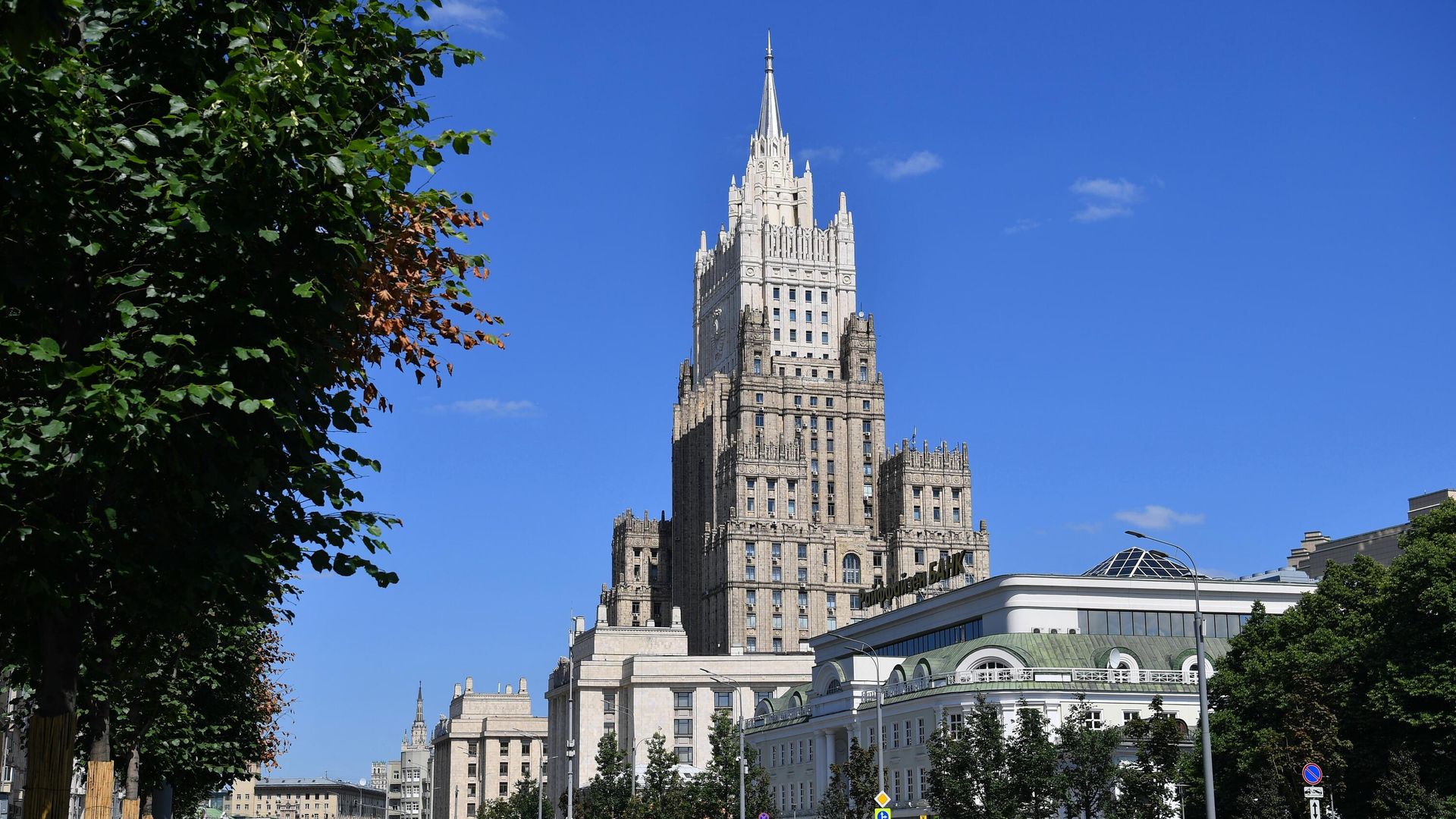 Посол Японии в Москве вызван в МИД России