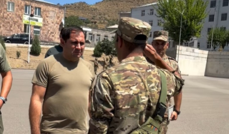 Մեզ համար կարևոր է, որ զինծառայողներն իրենց մասնագիտությանը լավ տիրապետեն. Պապիկյան