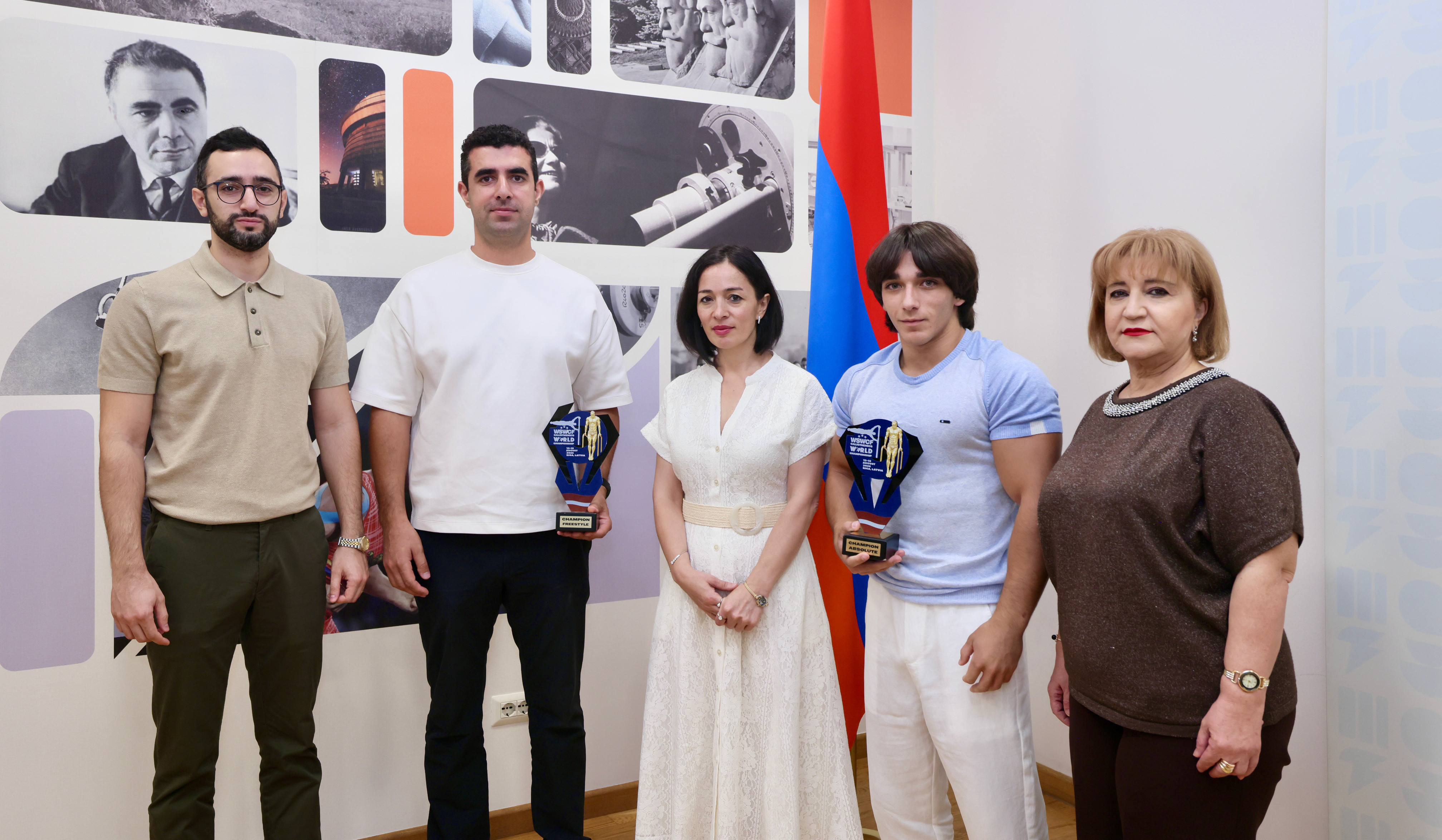 Էդգար Պապոյանը՝ վորքաութ մարզաձևի աշխարհի չեմպիոն. նախարարն ընդունել է մարզիկին