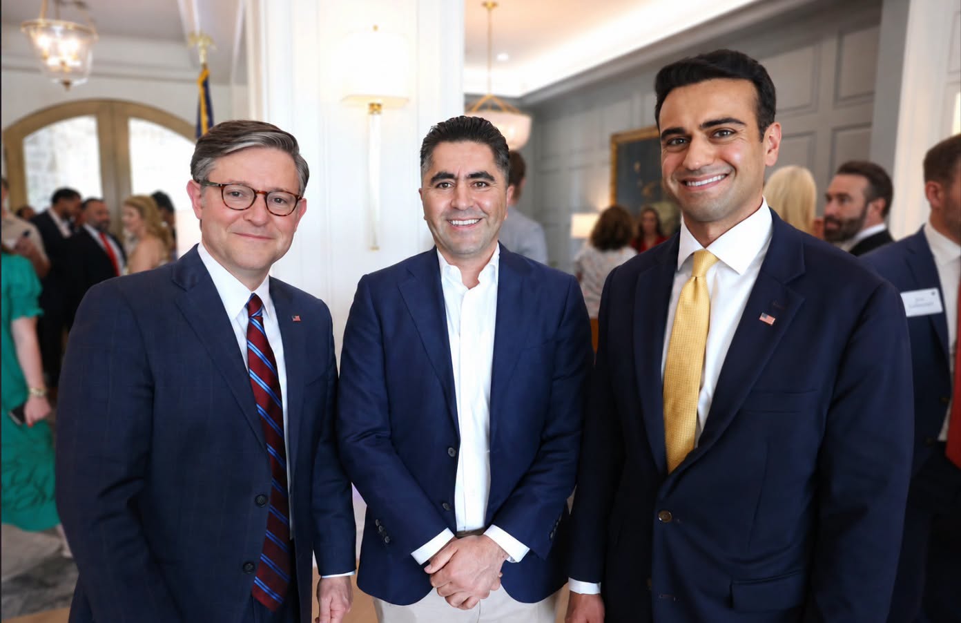 Honorary Consul of Armenia in Arizona had brief meeting with Mike Johnson and Abraham Hamadeh