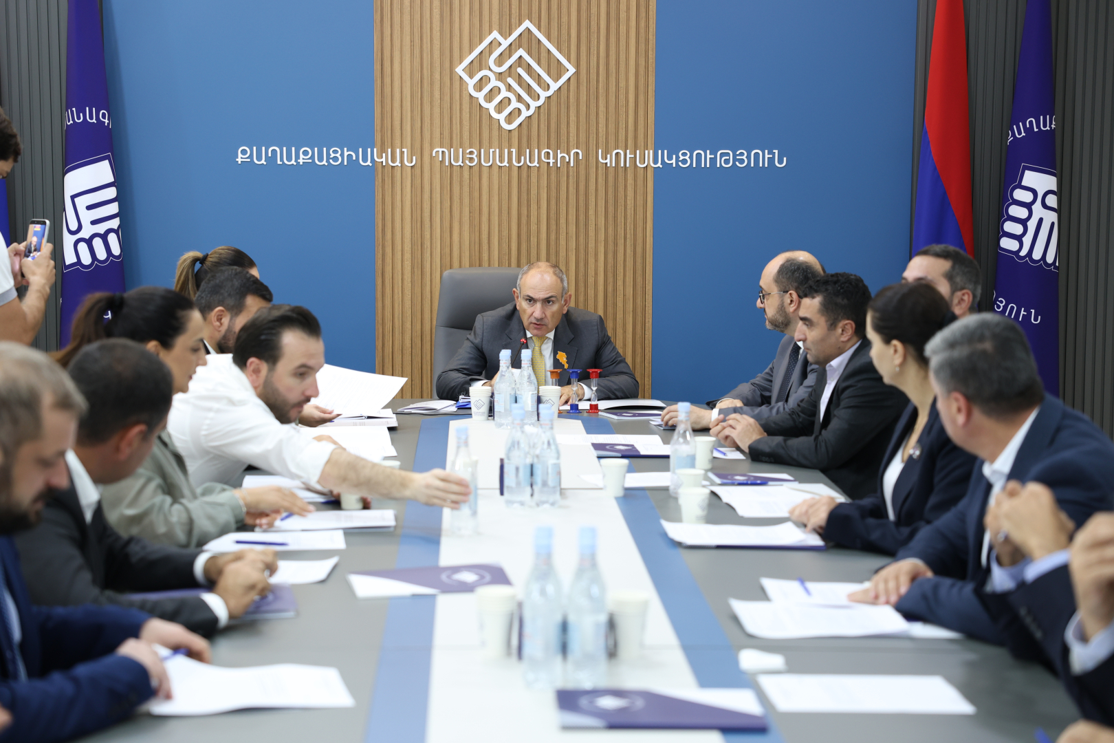 Նիկոլ Փաշինյանի գլխավորությամբ տեղի է ունեցել «Քաղաքացիական պայմանագիր» կուսակցության վարչության նիստ