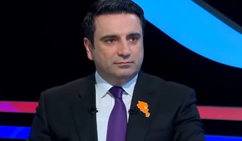 Հանրաքվեի դեպքում Հայաստանի բնակչության արձագանքը կվշտացներ Ռուսաստանին. Ալեն Սիմոնյան